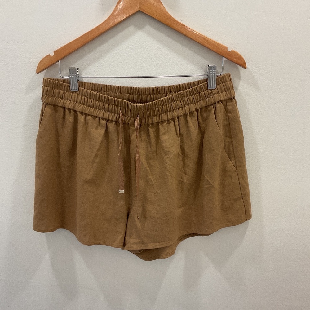 CAMI NYC—XS, M, L—Elastic shorts with pockets